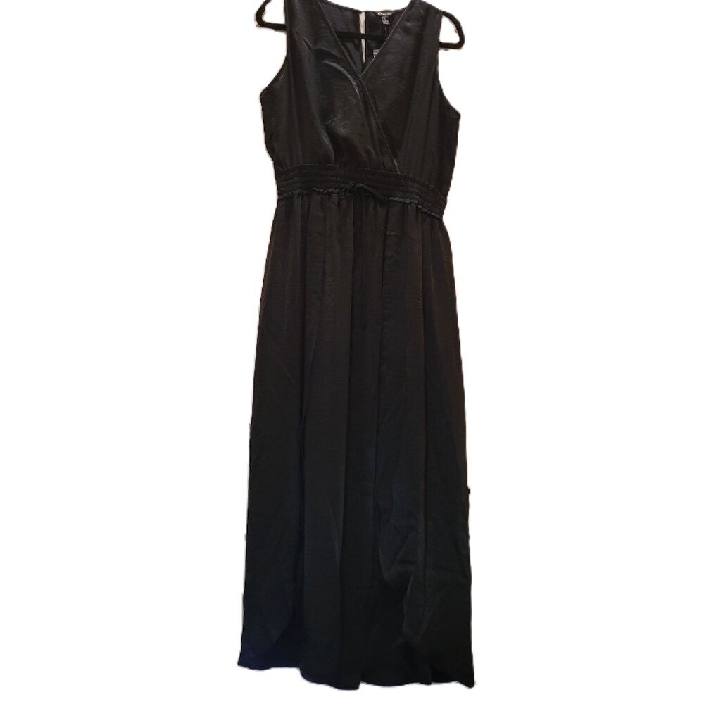NWT Women's Versona Wrap Dress Cinched Waist Black Shimmer Sz M